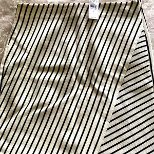 Loft diagonal striped skirt- B&W